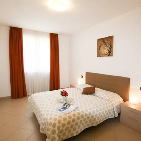 Casa Uliana Apartman *